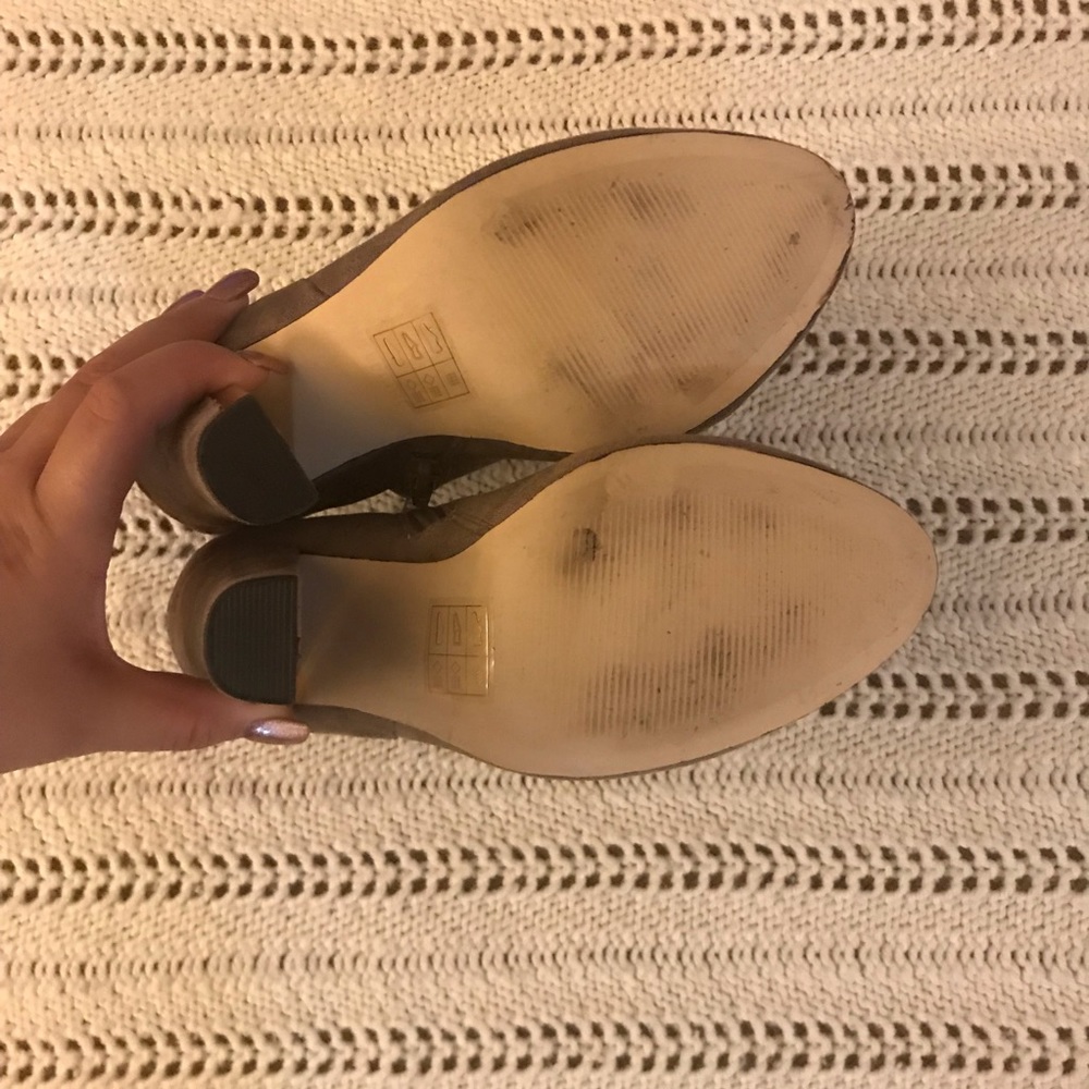 {Call it Spring} EUC• Booties - Picture 4 of 6